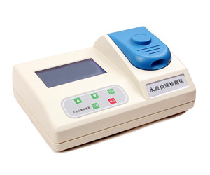 Q-CL501便攜式余氯、二氧化氯、五參數(shù)快速測(cè)定儀