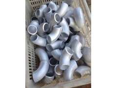 我廠專業(yè)生產(chǎn)合金彎頭，型號齊全，價格優(yōu)質(zhì)！