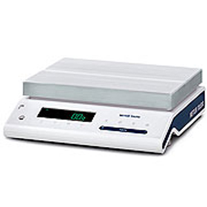 ME802電子天平，820g，0.01g
